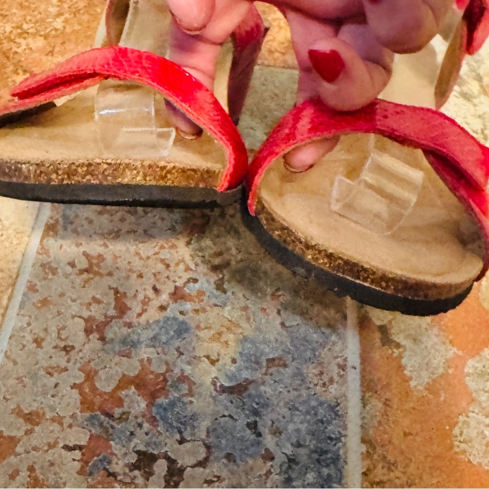🌹Sassy Wedge, Made In Spain Vionic Ortho Red Leather Women's Adjustable Sandals! - Picture 11 of 14